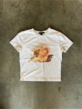 Forever 21 Cherub Angel Cropped Tee
